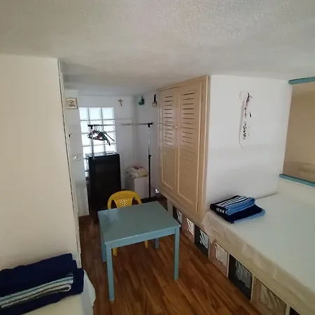 Apartment Ponte Romantic In The Historical Center And Near The Sea Ischia
